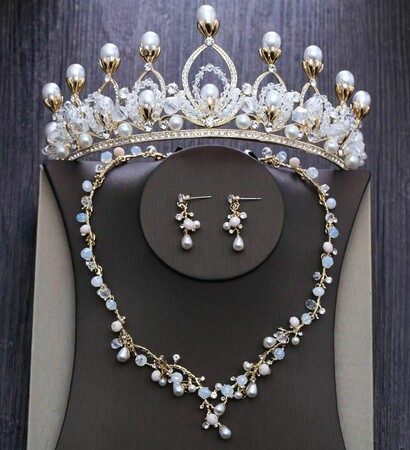 bridal jewelry, tiara and bridal hair accessories