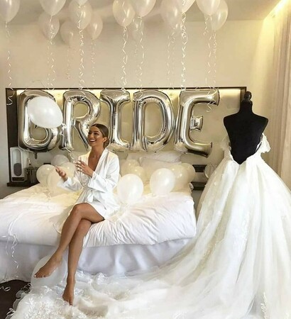 dress, photography and balloons