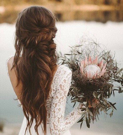 flowers, girls and bride