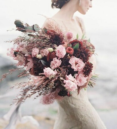 roses, dress and flowers
