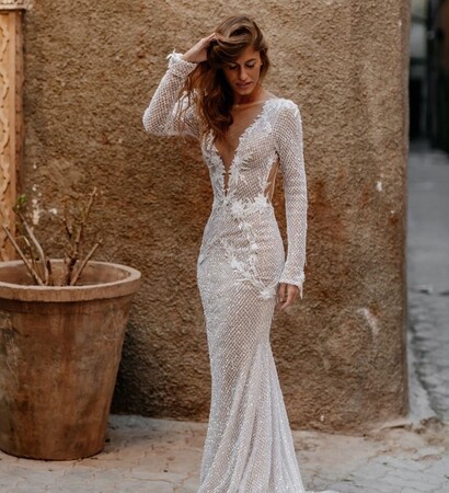 white, chic and pure