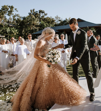 groom, flowers and bridesmaids
