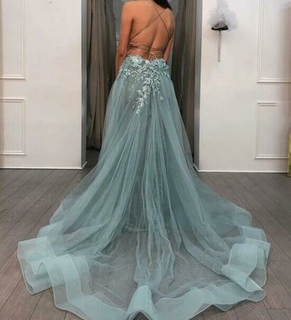 dress, dresses and prom dresses