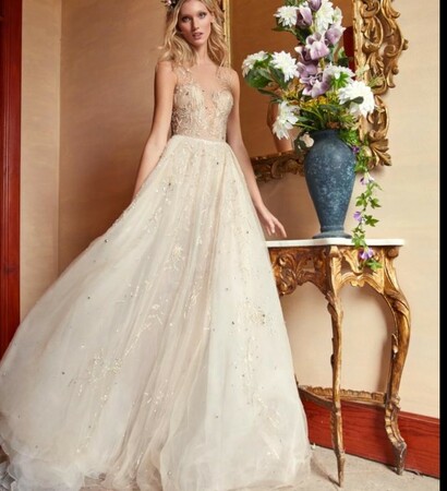 lace, weeding dress and white dress
