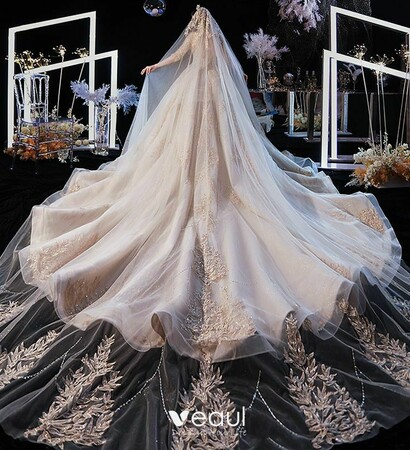glitter tulle, bridal gown and bride