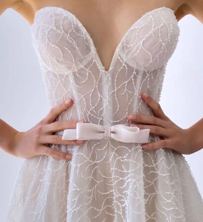 galia lahav, details and wedding dress