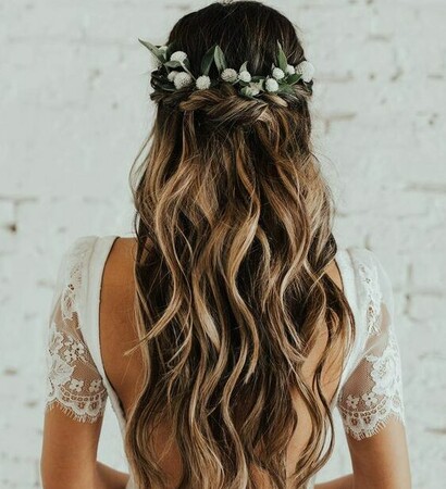 bride and groom, wedding dress and wedding cake