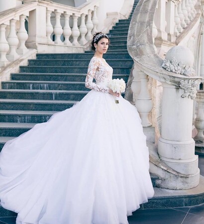 princess, beautiful and gowns