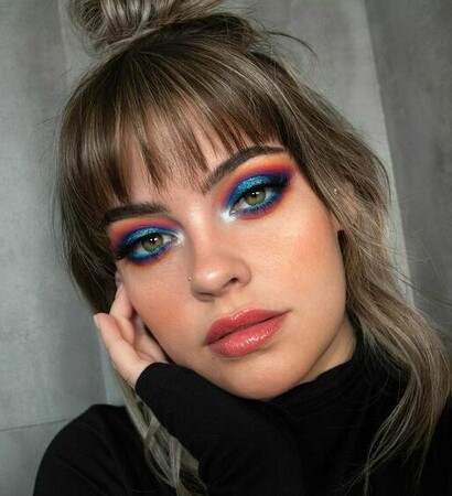make up, we it and brunette