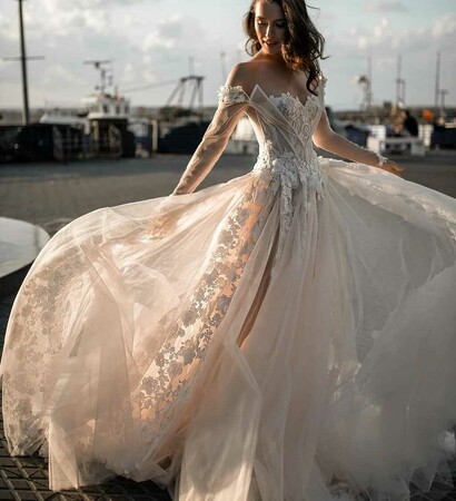 wedding dress and en