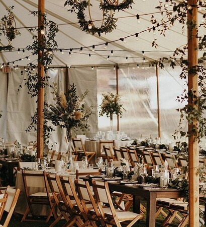 flowers, wedding cake and wedding reception