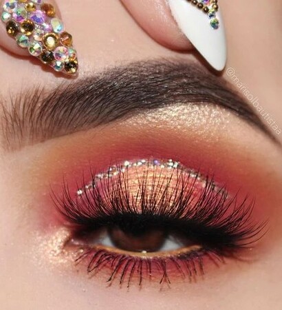 eyes, eyelash and eye makeup