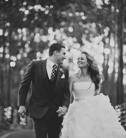 عناقك عناق, love kiss kisses hug hugs and حضن حضنك احضنك احضان