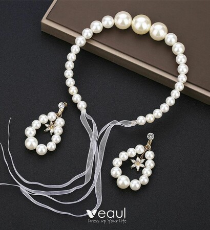 Headbands, earrings and bridal hair accessories