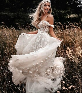 wedding dress, white and stunning