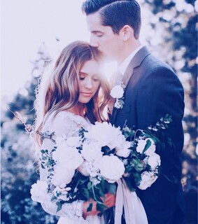 bride, photography and white flowers