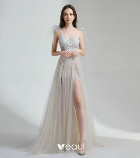 tulle wedding gown, bride and summer dress