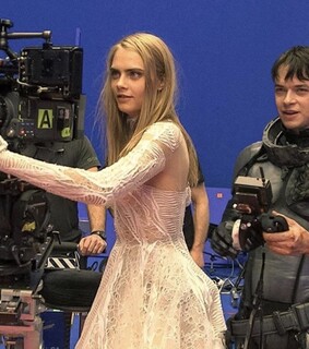 wedding dress, cara delevingne and dane dehaan
