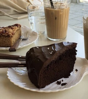 cake decoration, foodporn and cake