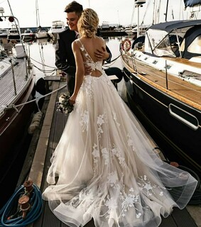 love kiss kisses hug hugs, حب عشق غرام and couple couples