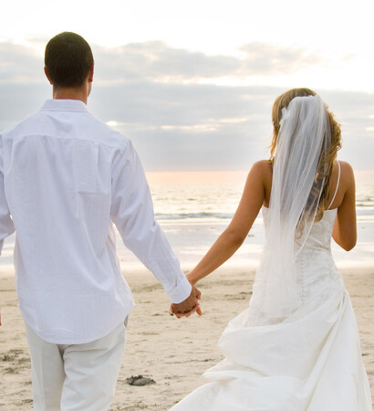 groom, love and beach