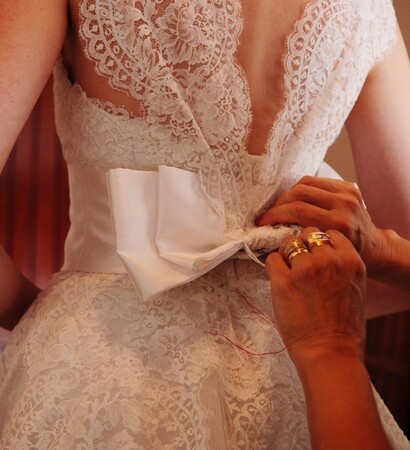 wedding dress, v back and bow