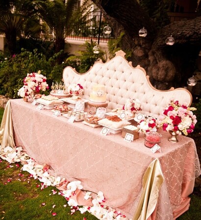 love, food and pink