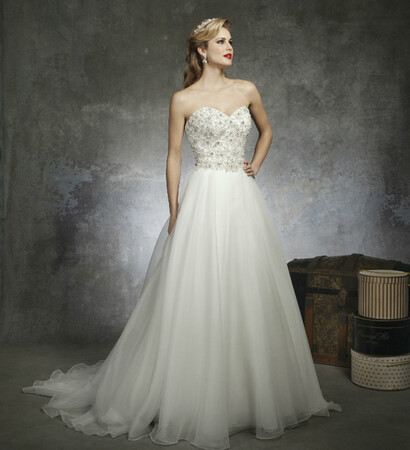 weddings, runway and girl