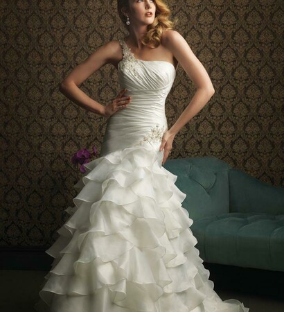 Dream, dress and white