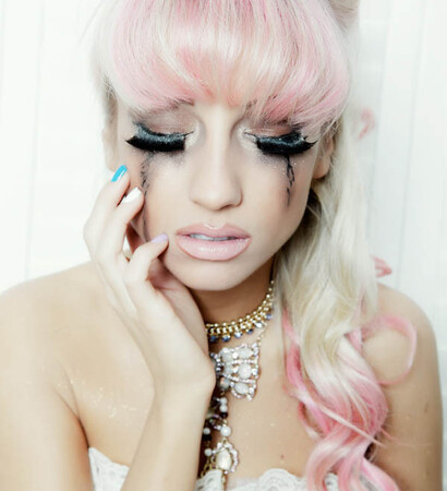 pink, sad and hair
