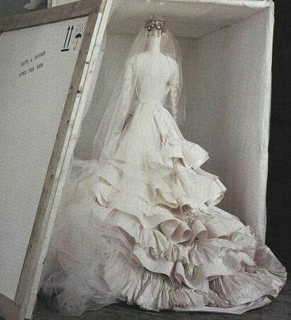 white dress, white and beautiful dress