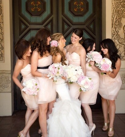 flowers, bride and best friends