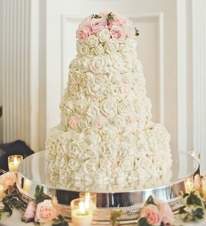 roses, rose cake and lovely