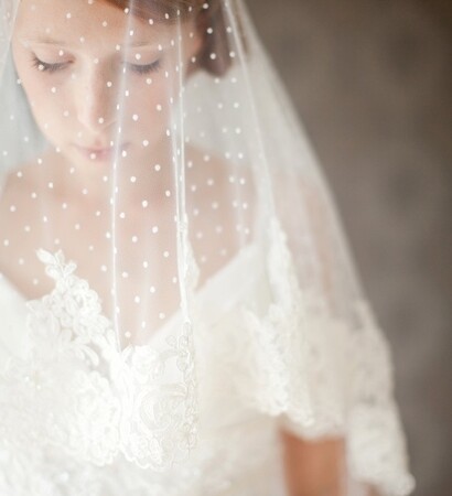 girl, lace and vail