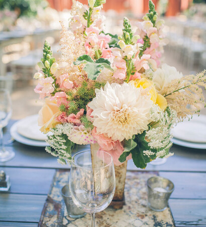 peach, decor and romantic
