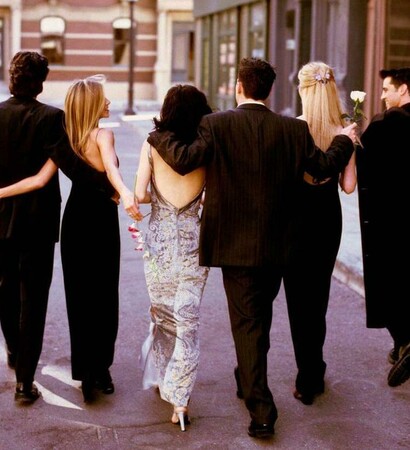 phebe, Joey and chandler