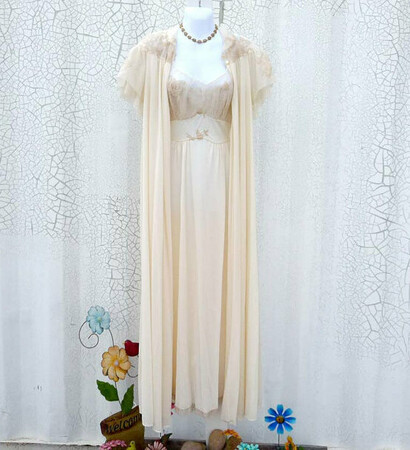 vintage, peignoir and pajamas