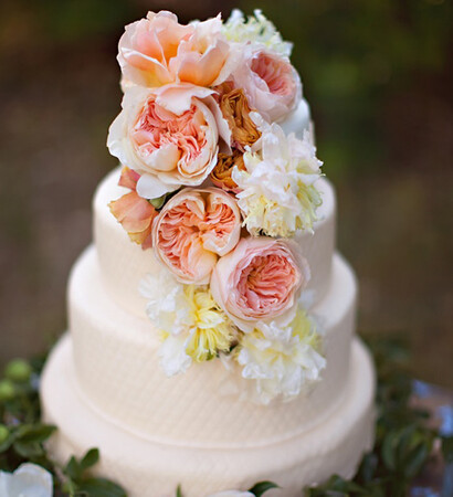 cake with flowers, wedding cake and beautiful cake