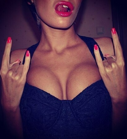 OMG, rings and sexy