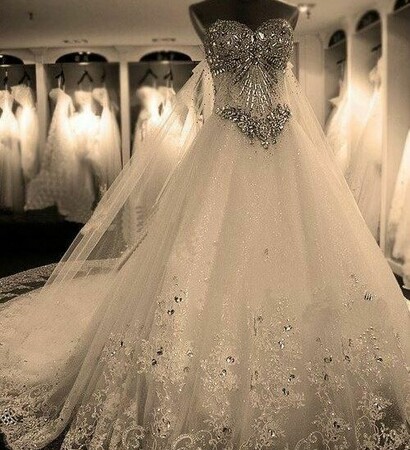 desabafos, wedding dress and mellisa