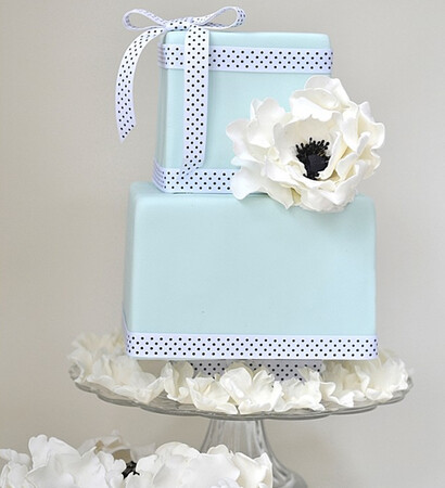 blue cake, pretty cake and wedding cake