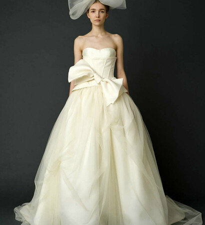 love, bows and model