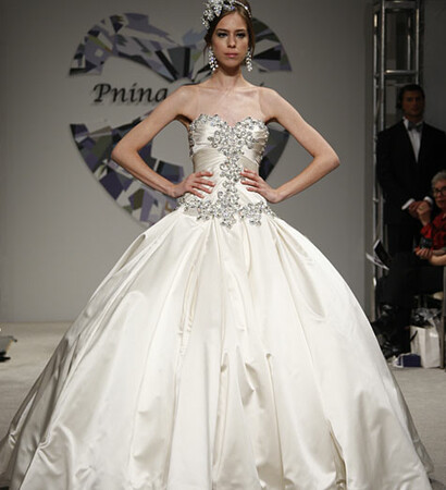 wedding dress and en