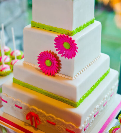 cake with flowers, wedding cake and beautiful cake
