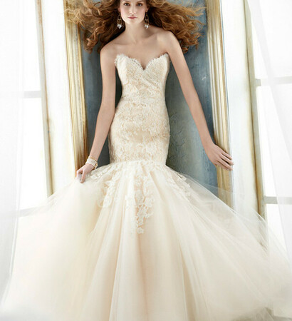 pregnant wedding dresses, weddings and maternity wedding dresses