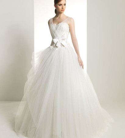 white, dress and rosa clara