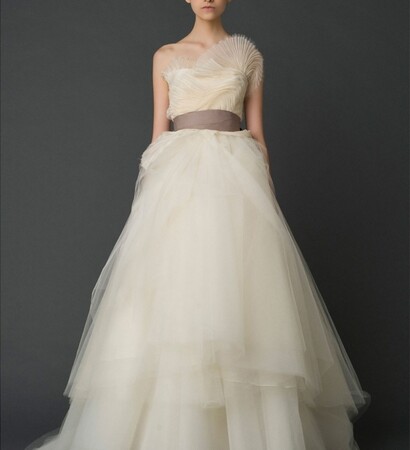 vera, dress and Vera Wang