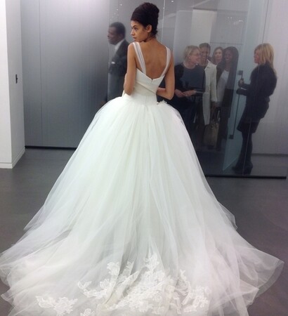 inloveheart, white dress and wedding dress