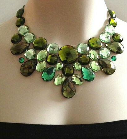 big necklace, bridesmaids and jewelry