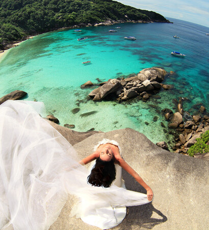 love, seascape and beach